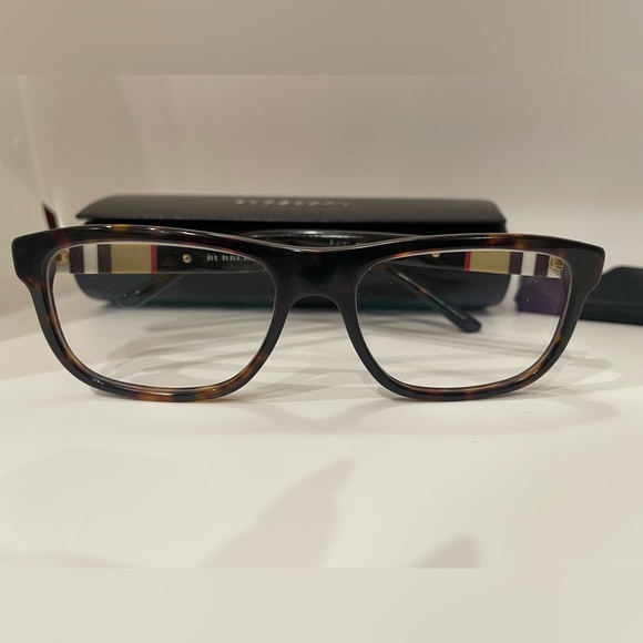 Burberry eyeglasses frame - Picture 3 of 6